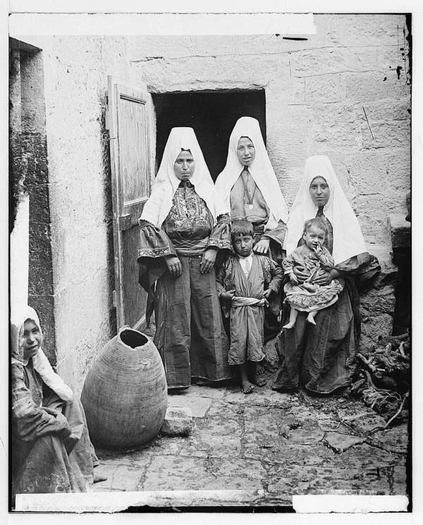 %_tempFileName29_Bethlehemites%