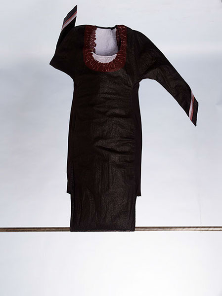 %_tempFileName03_black_dress%