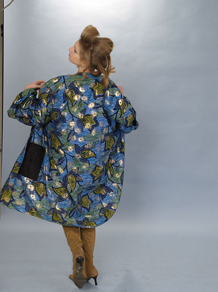 %_tempFileName03_bluegoldjacket%