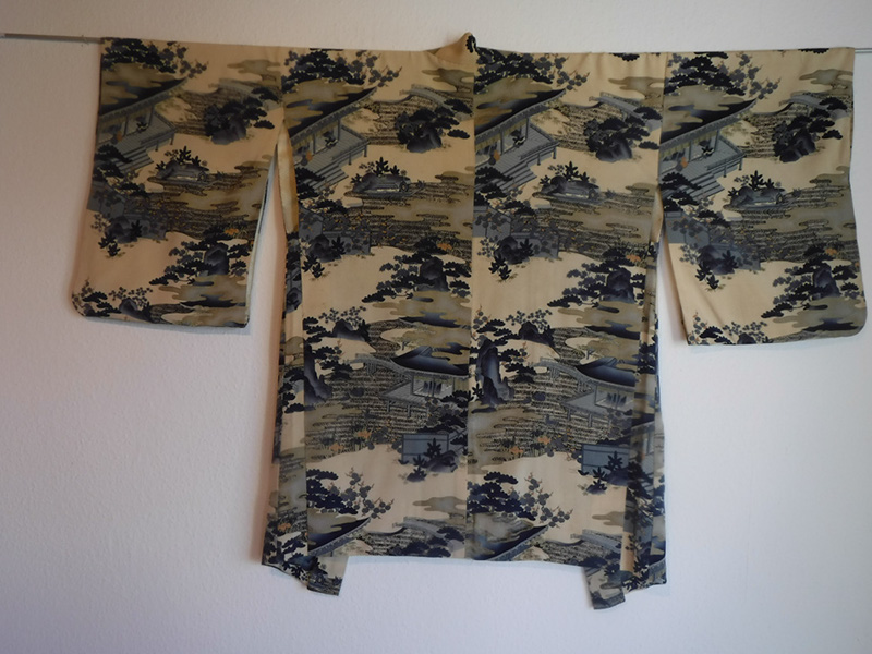 %_tempFileNameJacket_13_2_back%